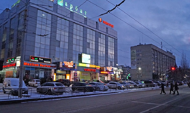 В Краматорске возле ЦУМа планируют существенно уменьшить парковочную зону Новости Краматорска