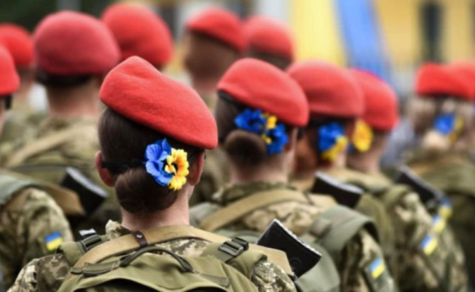 Список професій, представниці яких зобов’язані стати на військовий облік, скоротять, – Міноборони Новости Украины