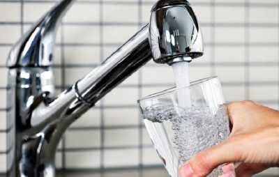 Согласно санитарным нормам, питьевая вода для населения должна быть прозрачной и не иметь резкого и ощутимого запаха или привкуса. - Новости Краматорска
