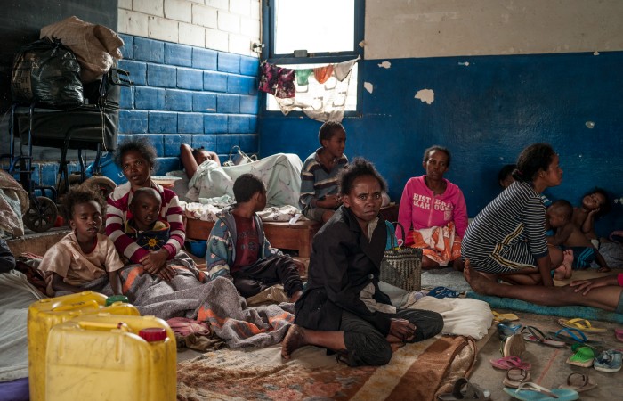 На Мадагаскаре мощный циклон унес жизни шести человек, почти 48 тыс. жителей эвакуированы Общество