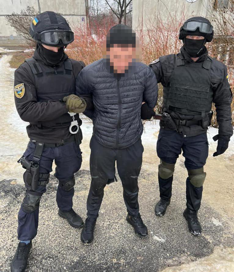В Харькове полиция задержала еще двух членов группы, требовавшей у предпринимателя $700 тысяч - прокуратура ЧП, Криминал