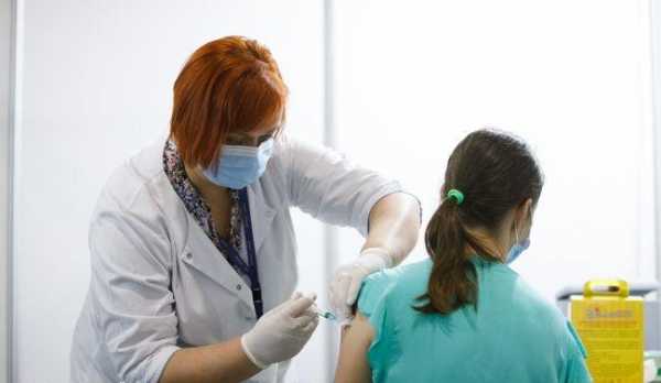 В Украине за минувшие сутки вакцинировались от коронавируса 72 тысячи человек. - Здоровье