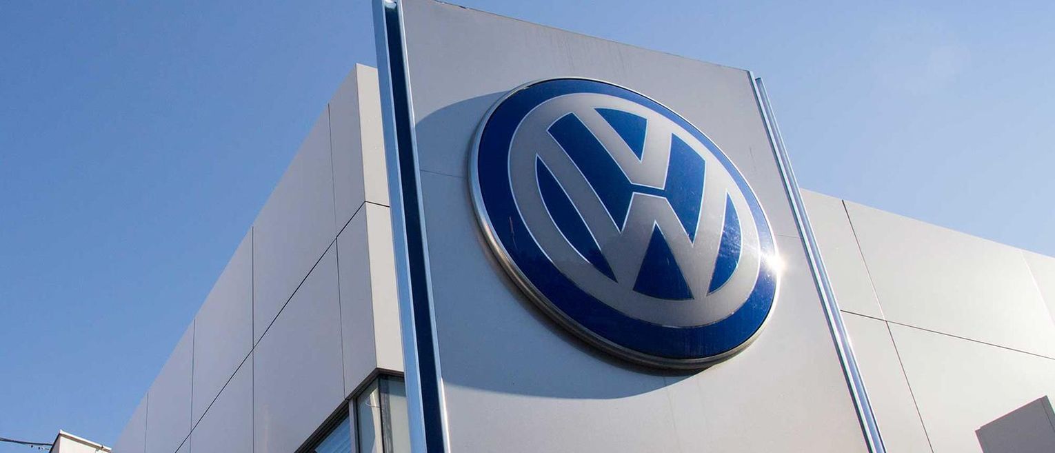 Volkswagen приостановит работу заводов в Германии — нет комплектующих из Украины Общество