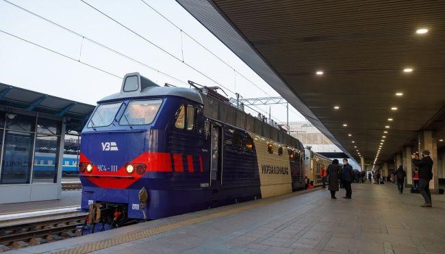 Все поезда с востока на запад Украины стали эвакуационными: полный список Новости Украины