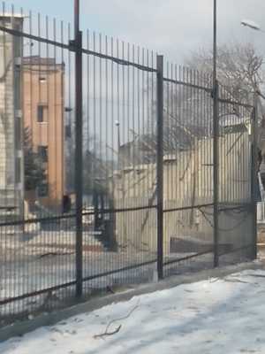 По первым данным прилёт ракеты был по зданию СБУ в Краматорске.