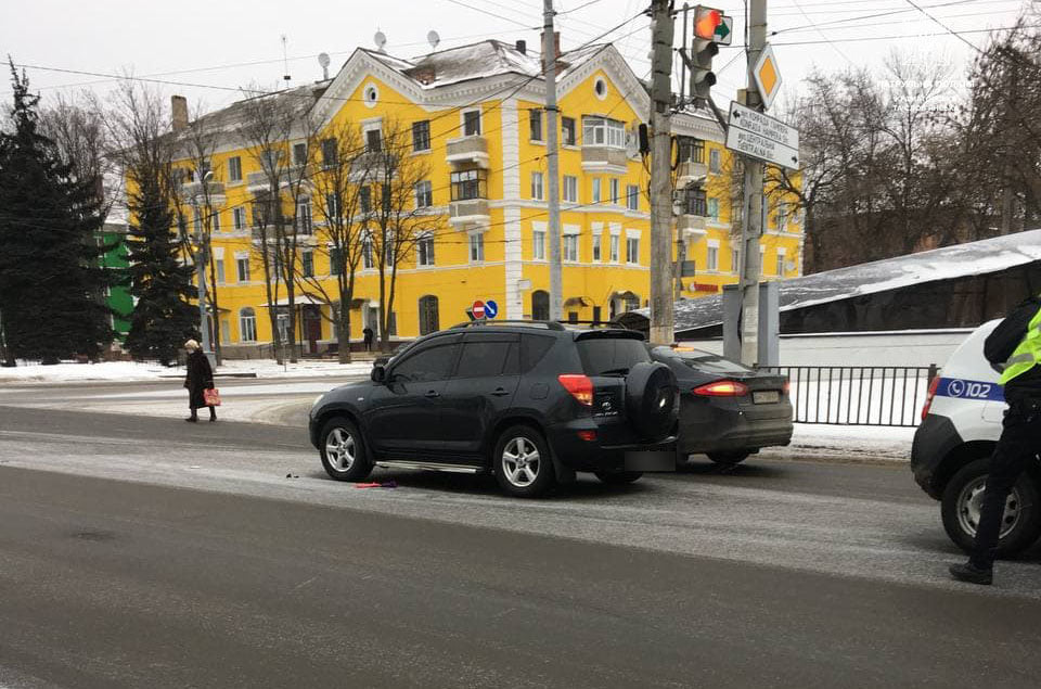 В Краматорске произошло ДТП с участием автомобиля Toyota rav4 ЧП, Криминал