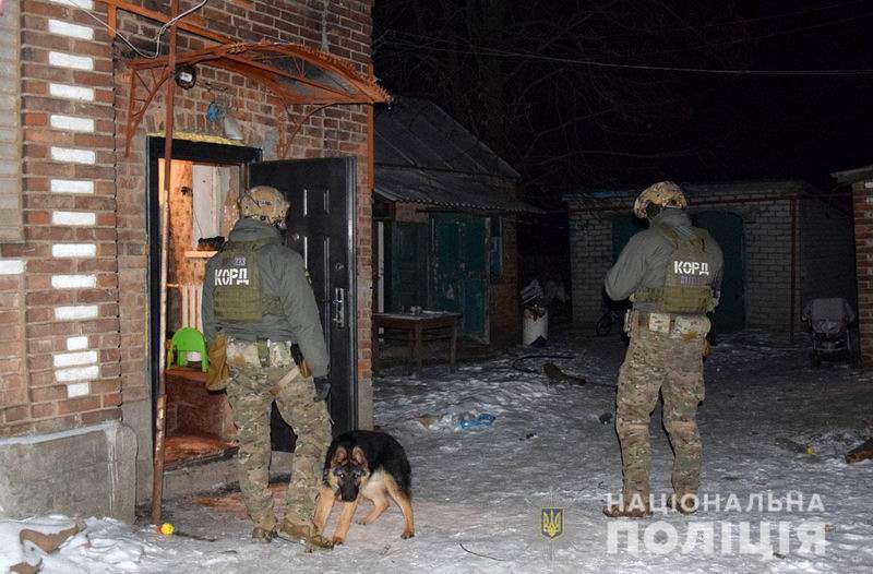 Трое жителей Константиновки разоблачены в серии краж и грабежей из частных домов ЧП, Криминал