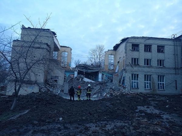Сегодня ночью, 5 апреля, Краматорск подвергся ночному ракетному обстрелу, пострадала общеобразовательная школа №15. - Новости Краматорска